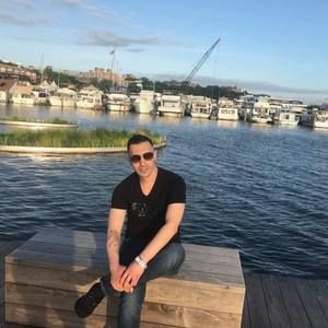 Meet your Posher, Ali